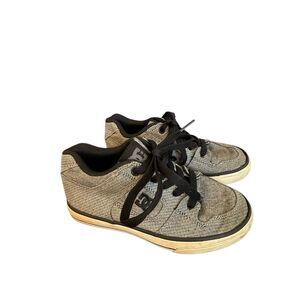 DC shows low grey skateboard sneakers size 12